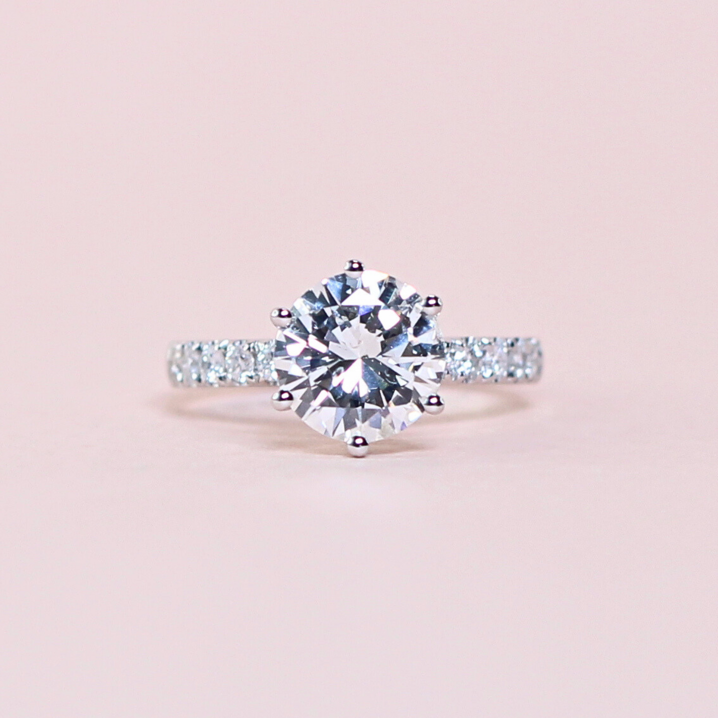 1.79cts  Round cut Pavé ring