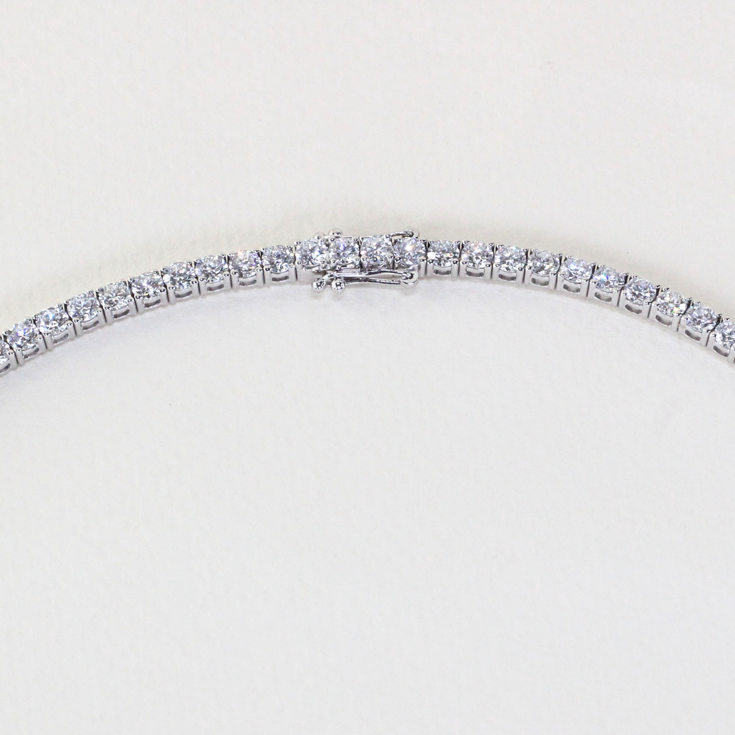 16cts Round cut Lab-grown Tennis necklace