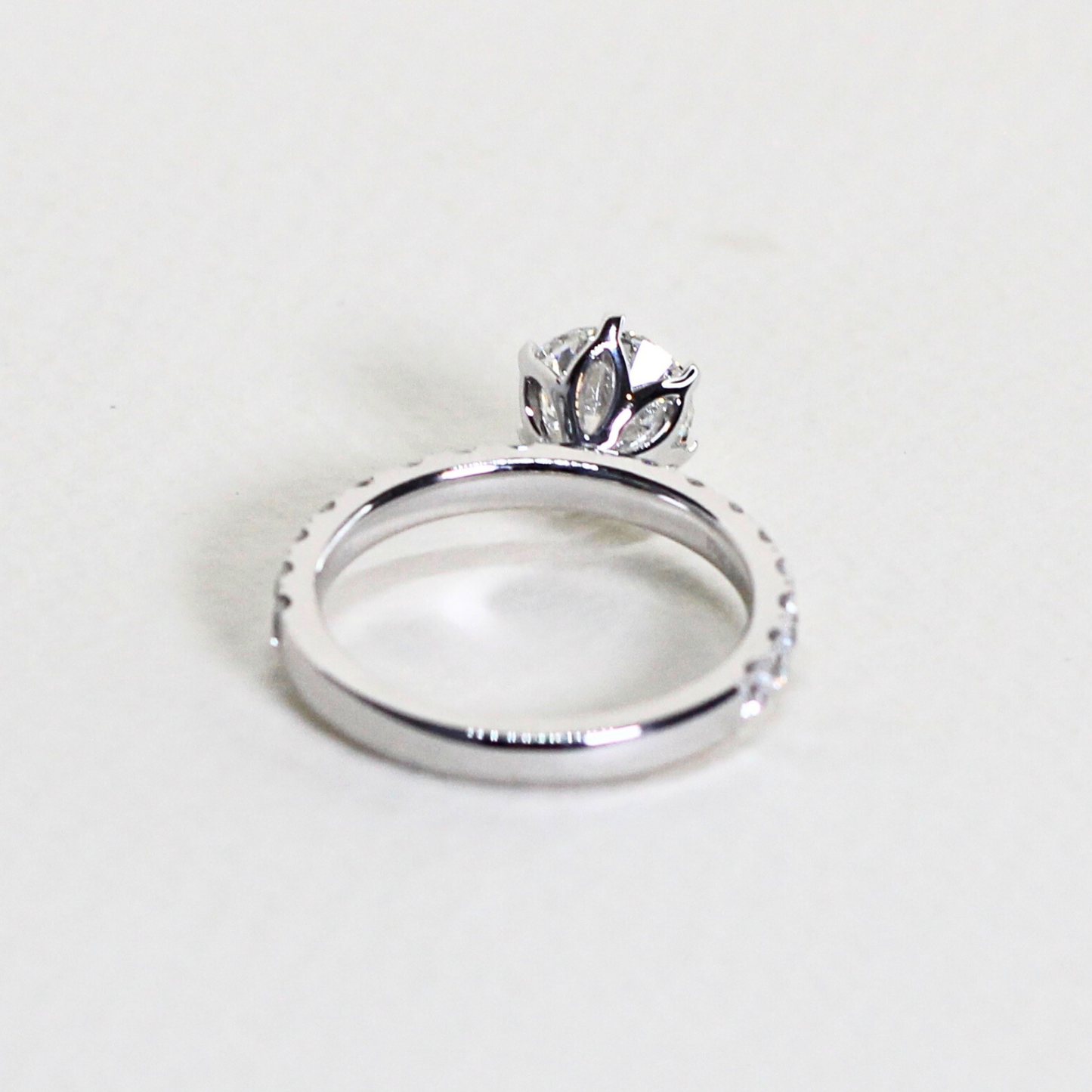 2.37cts  Round cut Pavé ring
