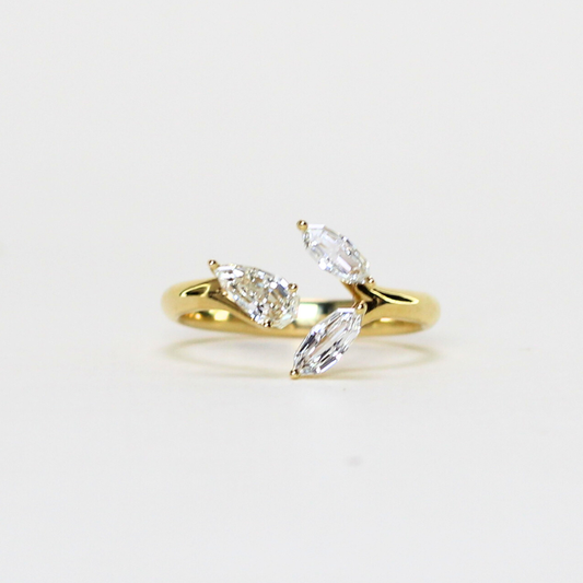 .72cts 3-stone Pear cut open ring