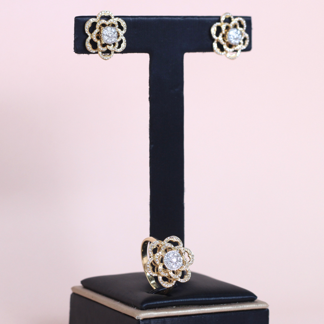 .70cts Flower Illusion set with detachable flower halo