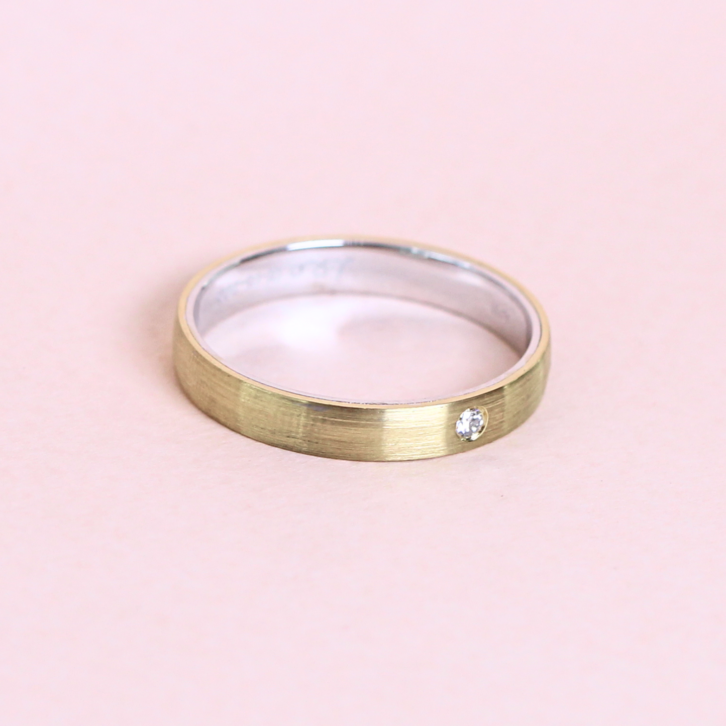 .03cts Two-toned Male ring