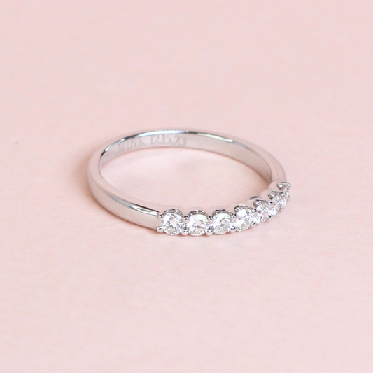 .35cts 7-stone Round cut ring