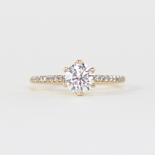 .91cts Round cut Pavé ring