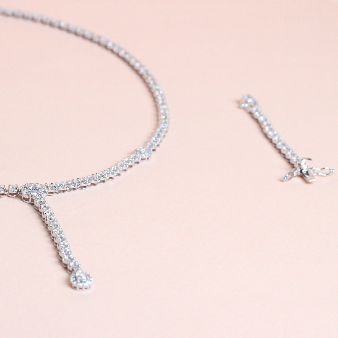 6.27cts Pear and Round cut Drop Tennis necklace