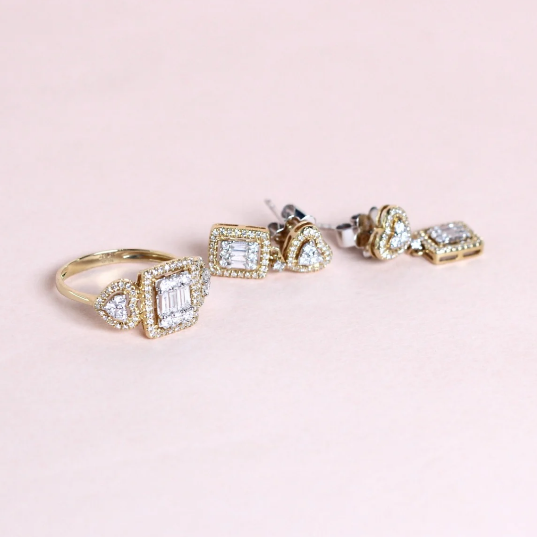 1.03cts Heart and Emerald illusion Drop set