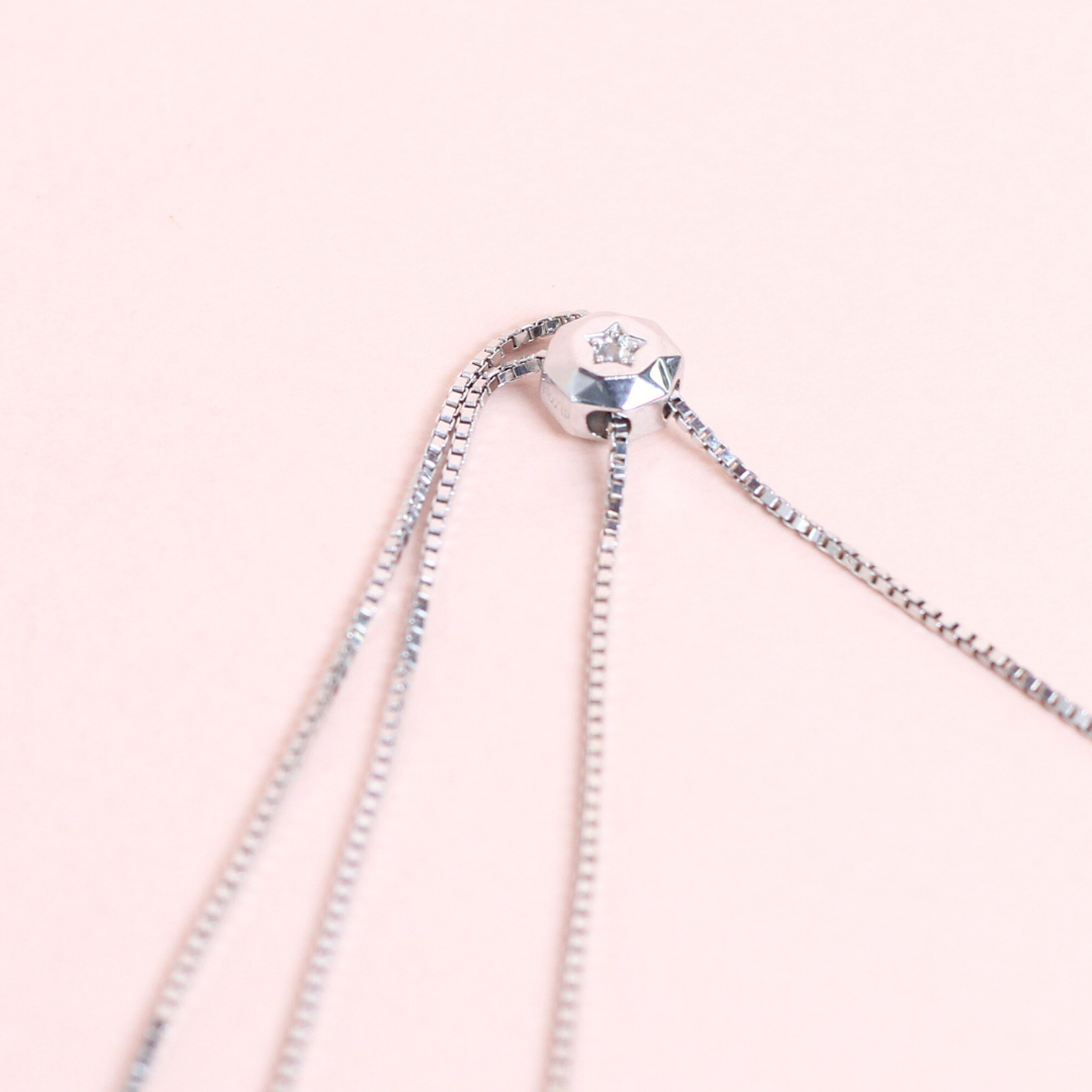 1.01cts Round cut Graduating adjustable necklace