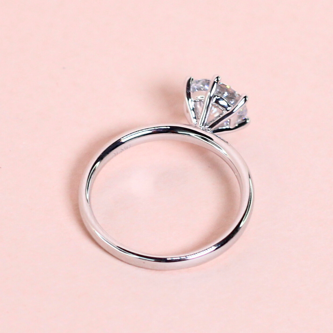 1.51ct Round cut Solitaire Lab-grown ring