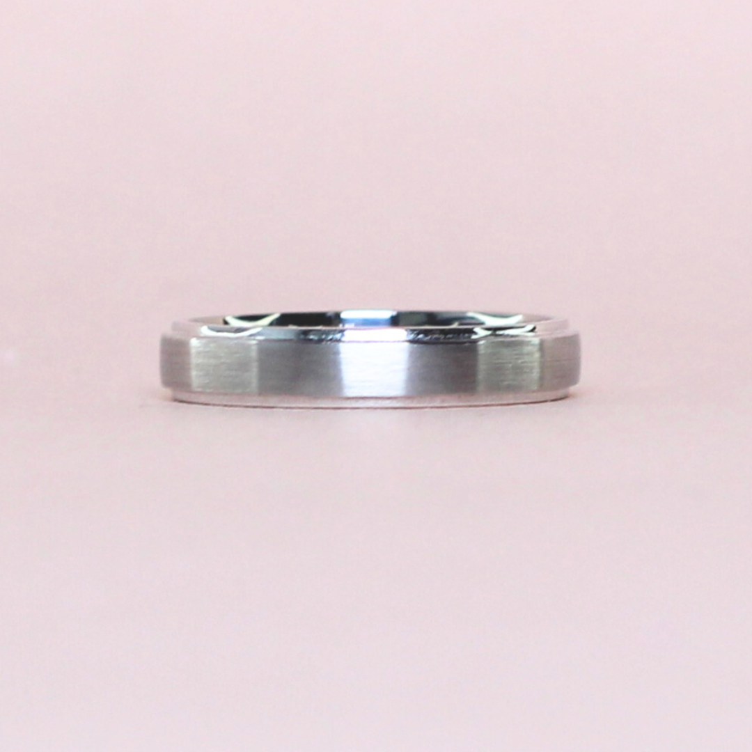 4mm Platinum Male ring