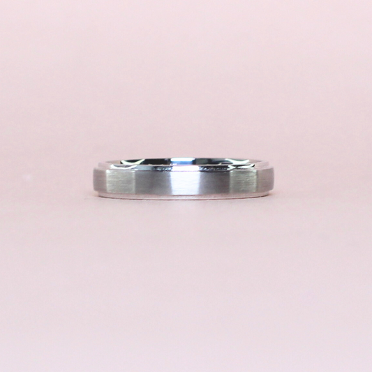 4mm Platinum Male ring
