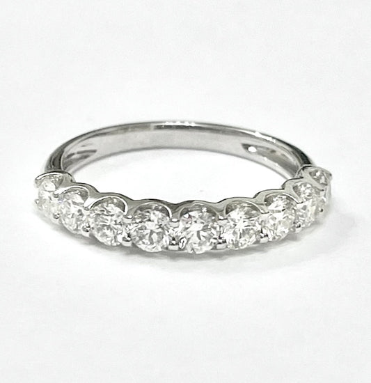 .90cts 9-stone Round cut ring