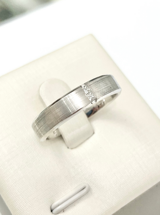 .10cts Satin Male ring