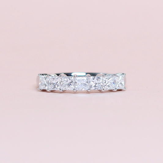 1.05cts 7-stone Princess cut ring