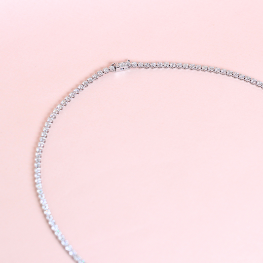 5.91cts Round cut Graduating Tennis necklace
