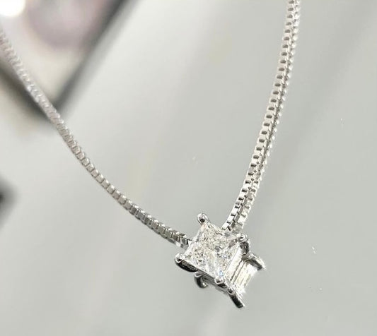 .71ct Princess cut Solitaire necklace