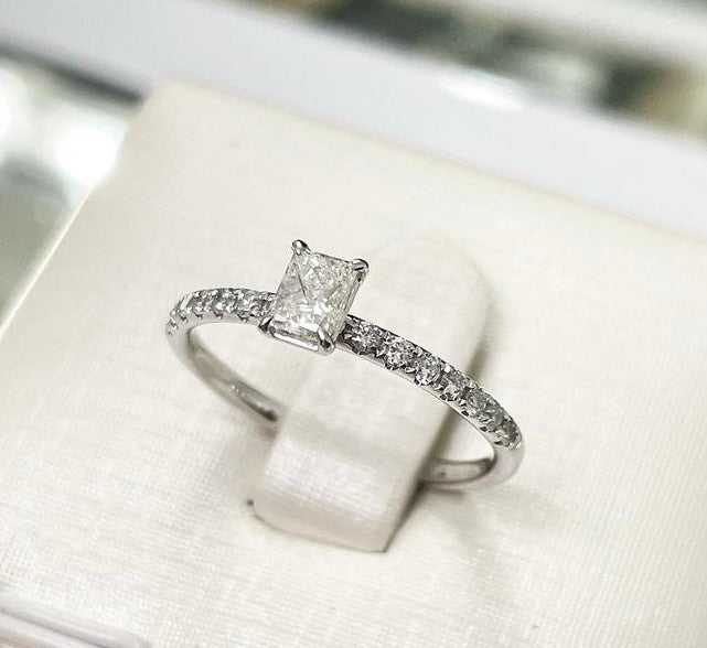 .46cts Radiant cut Pavé ring