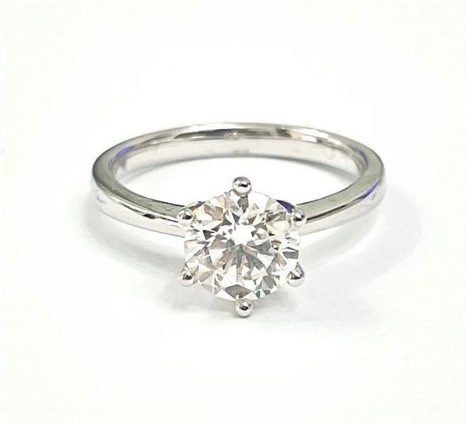 1.05ct Round cut Solitaire Lab-grown ring