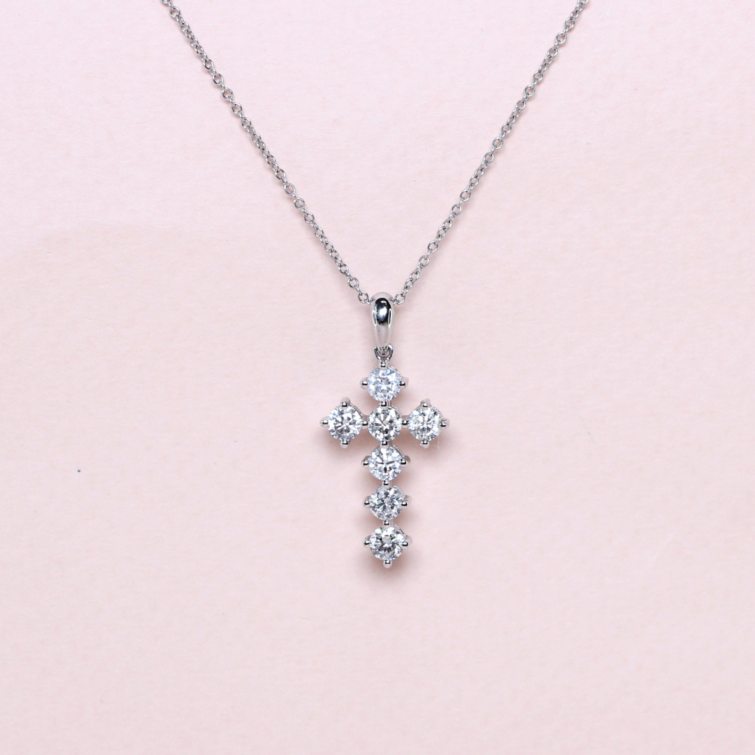 .99cts Cross necklace