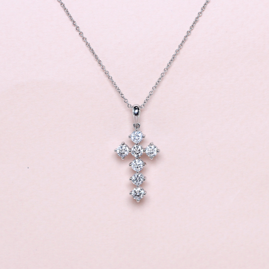 .99cts Cross necklace