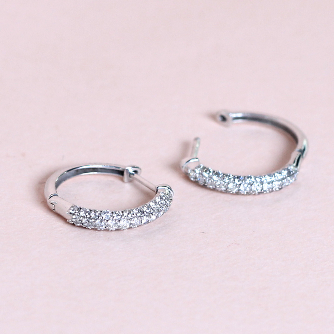 .60cts Round cut Hoop earrings