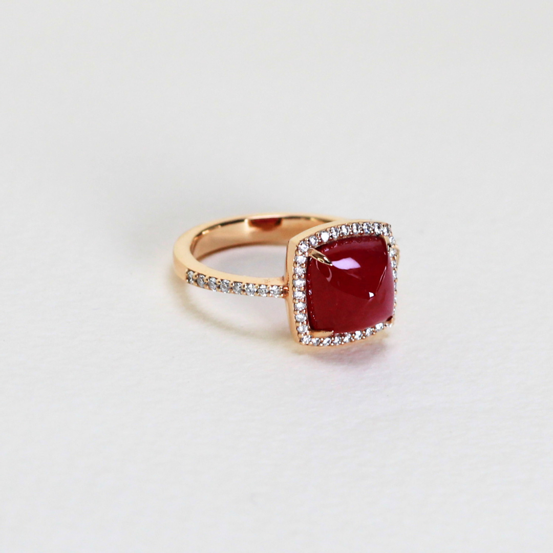 5.47cts Sugarloaf cut Ruby ring