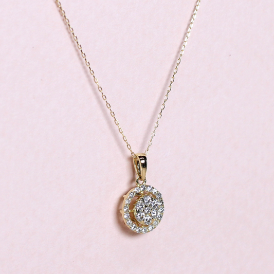 .20cts Round Illusion necklace with halo