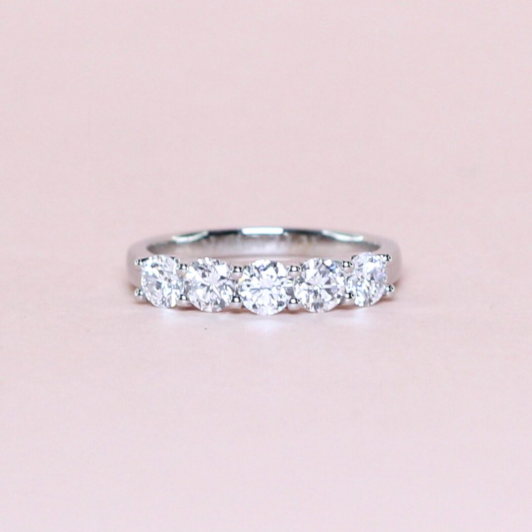 .75cts 5-stone Round cut ring