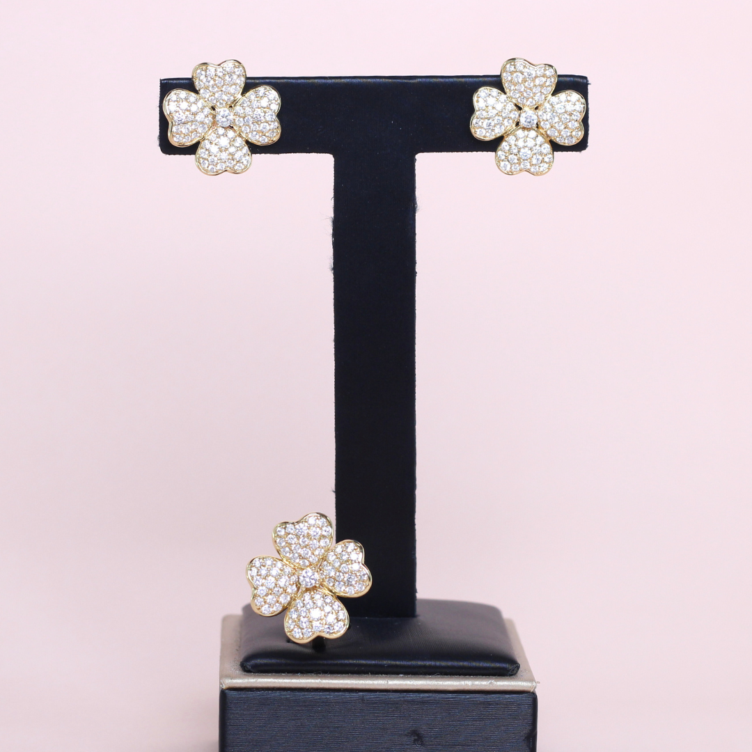1.90cts Clover Illusion set