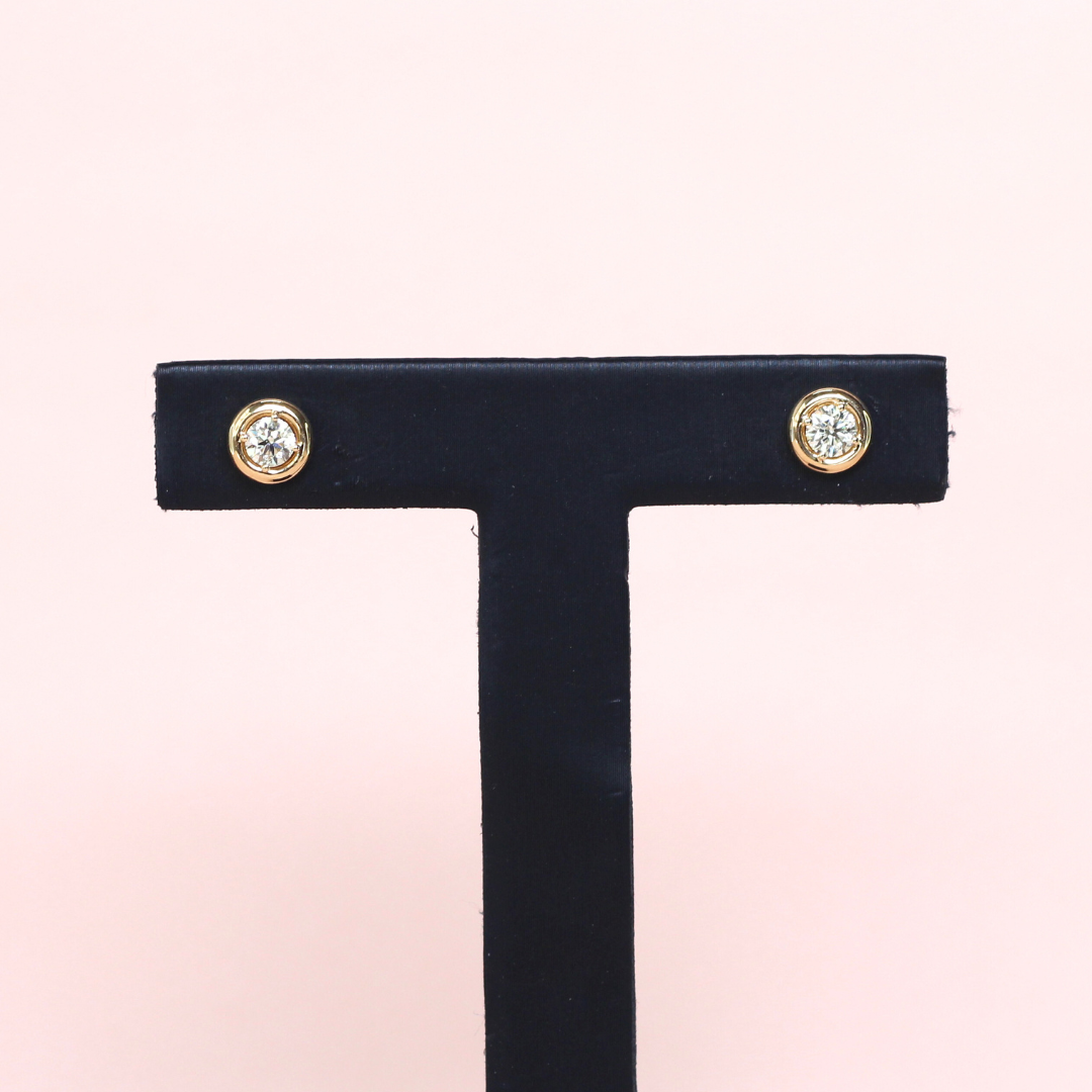 .62cts Round cut Solitaire Stud earrings
