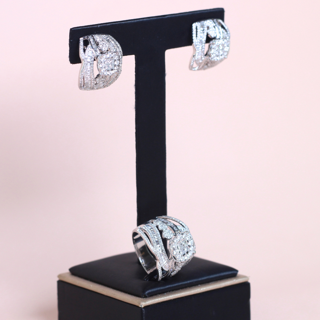 3.21cts Round illusion Statement set