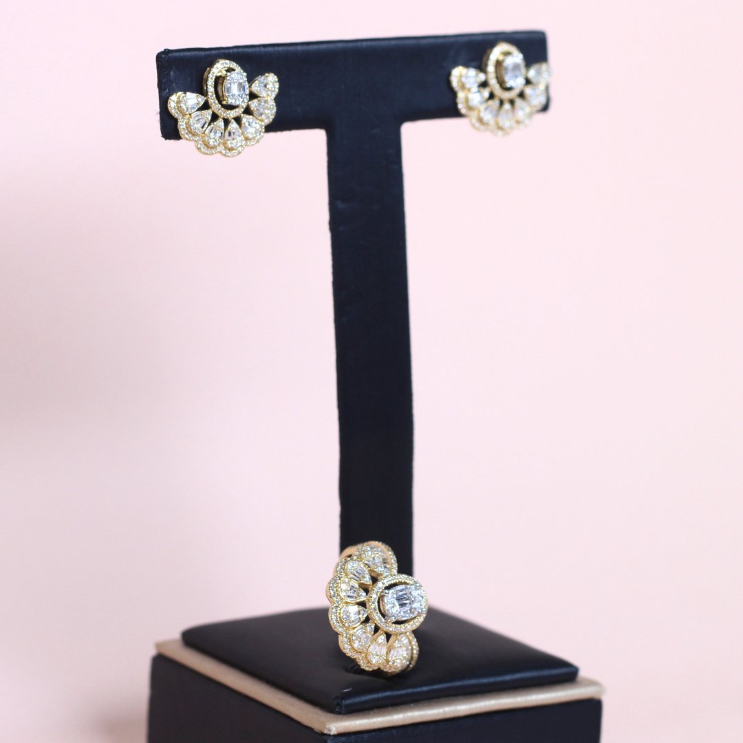 1.40cts Multi-shape Illusion Statement set with detachable halo