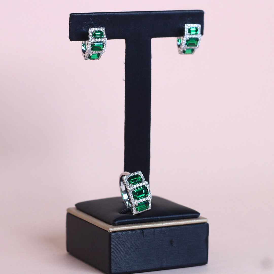 5.48cts Emerald Set