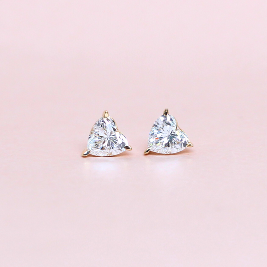 1.20cts Heart Brilliant cut Lab-grown stud earrings