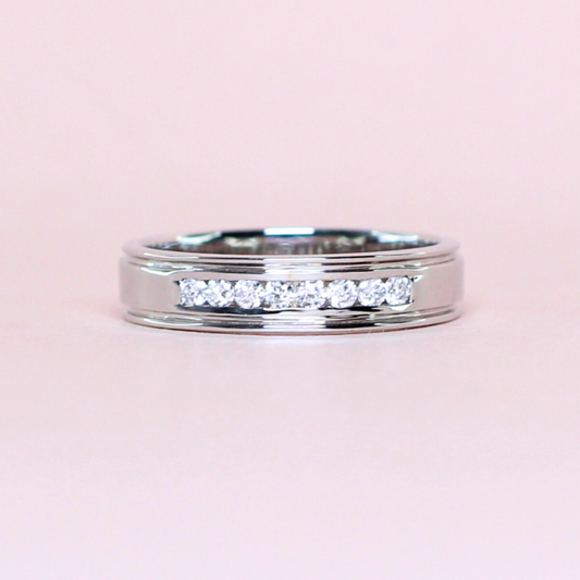 .18cts Round cut lab-grown male ring