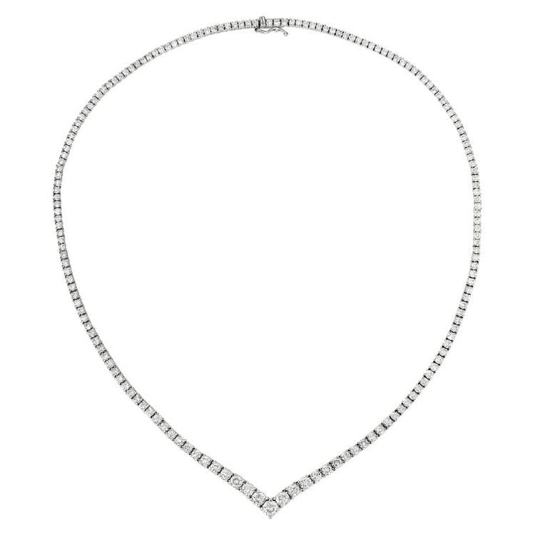 15cts Round cut Graduating Tennis necklace