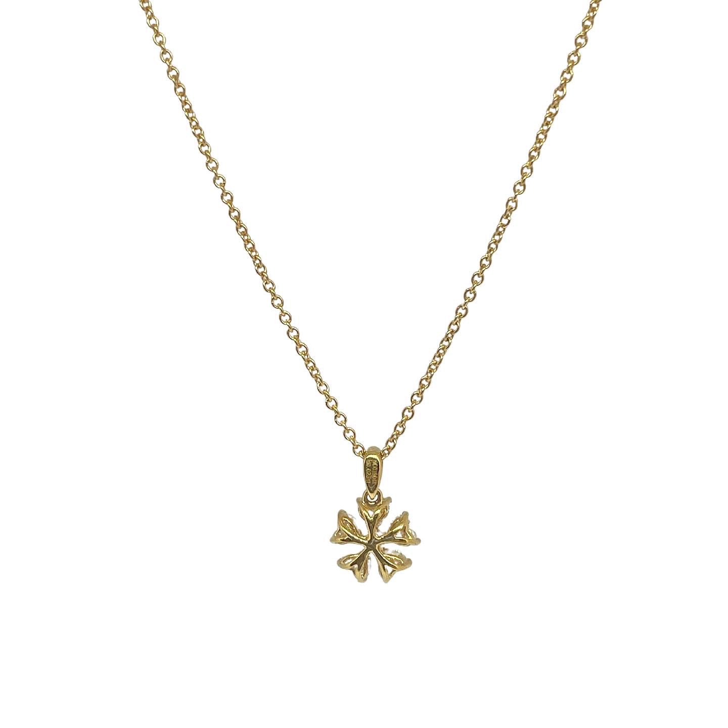 .516cts Heart cut Flower necklace