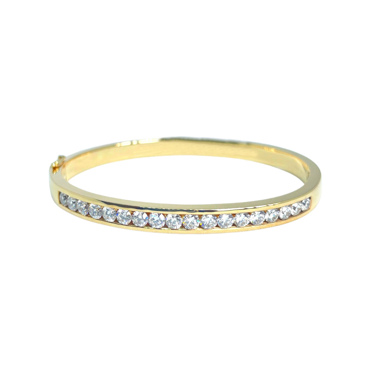 2.70cts Round cut Channel bangle