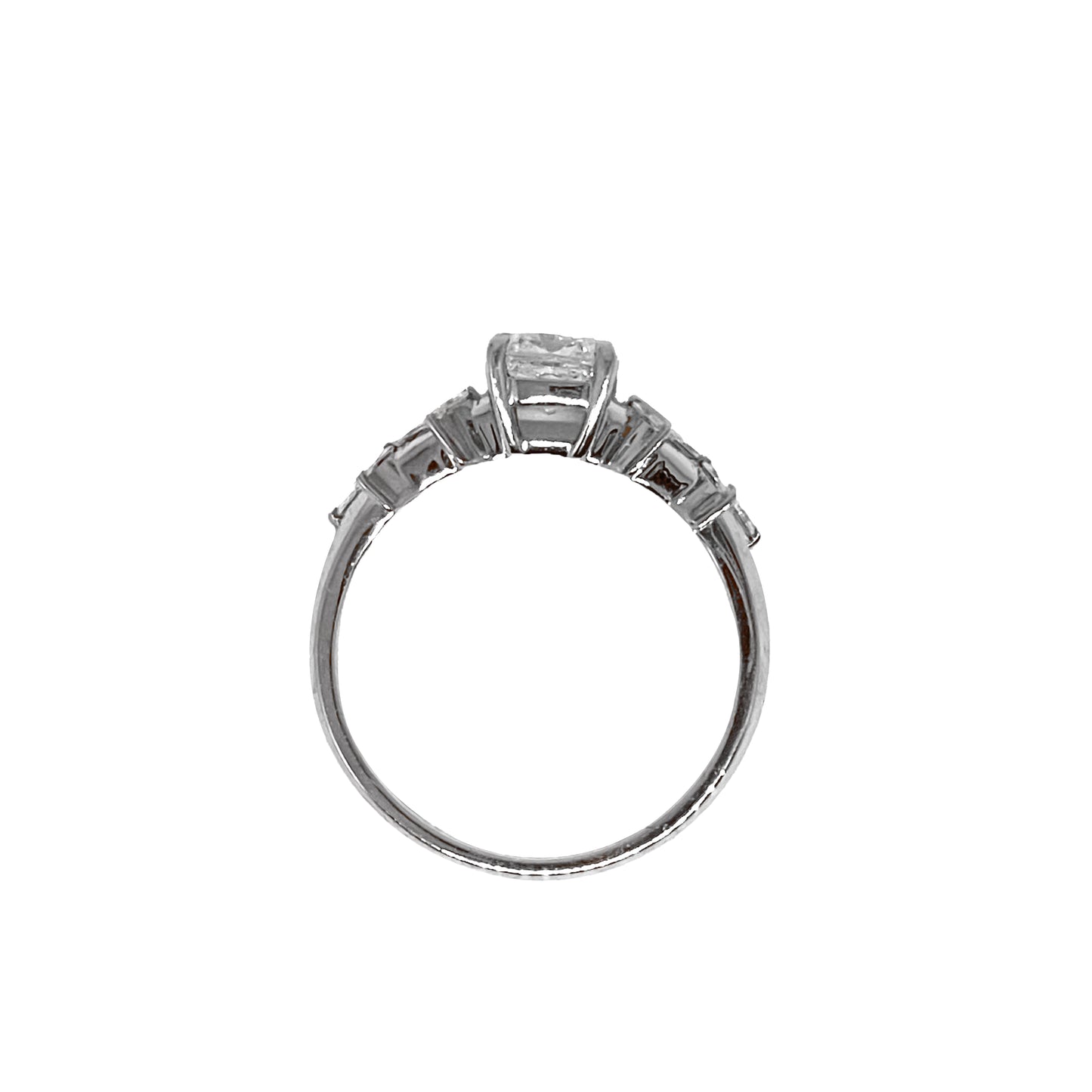 1.11cts Cushion cut ring on modified band