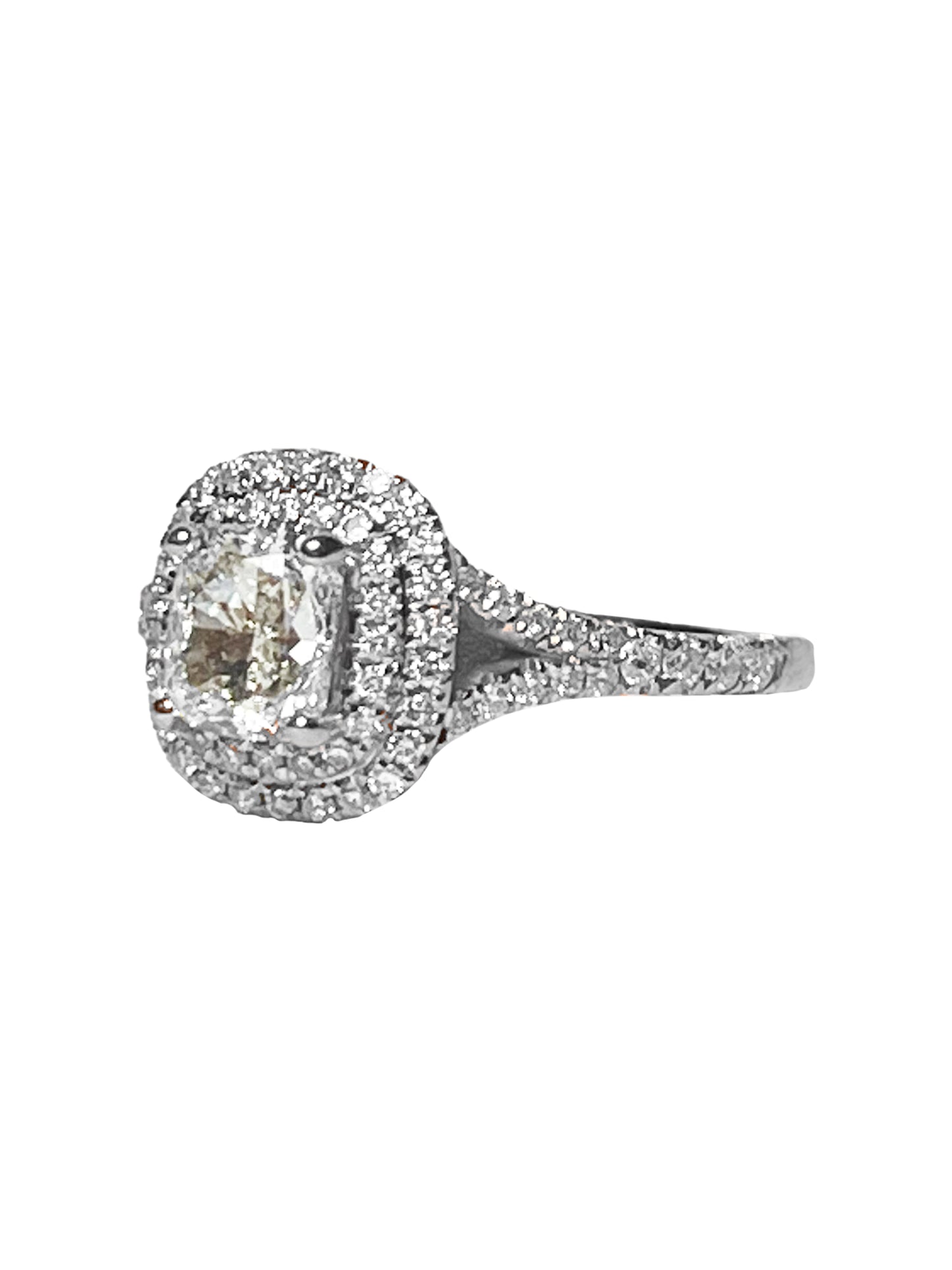 Double halo Cushion diamond ring in Pavé setting