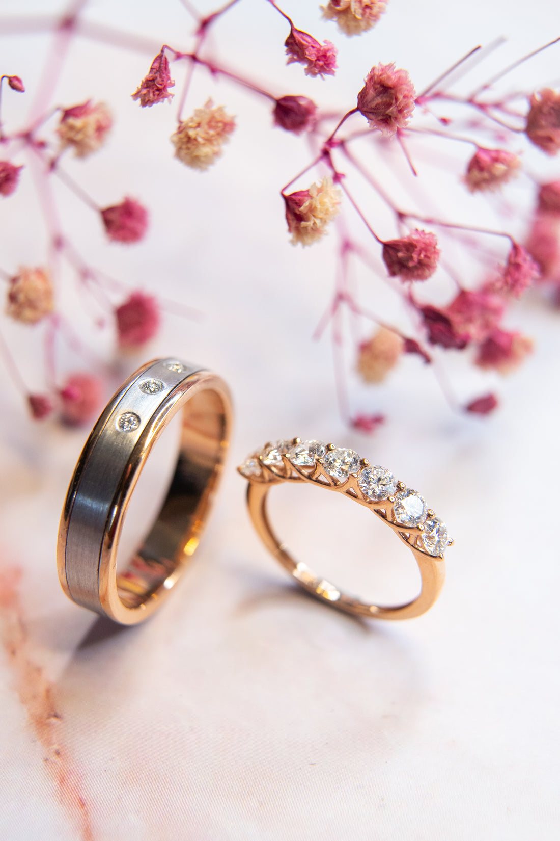 Three ways to pick the perfect wedding rings