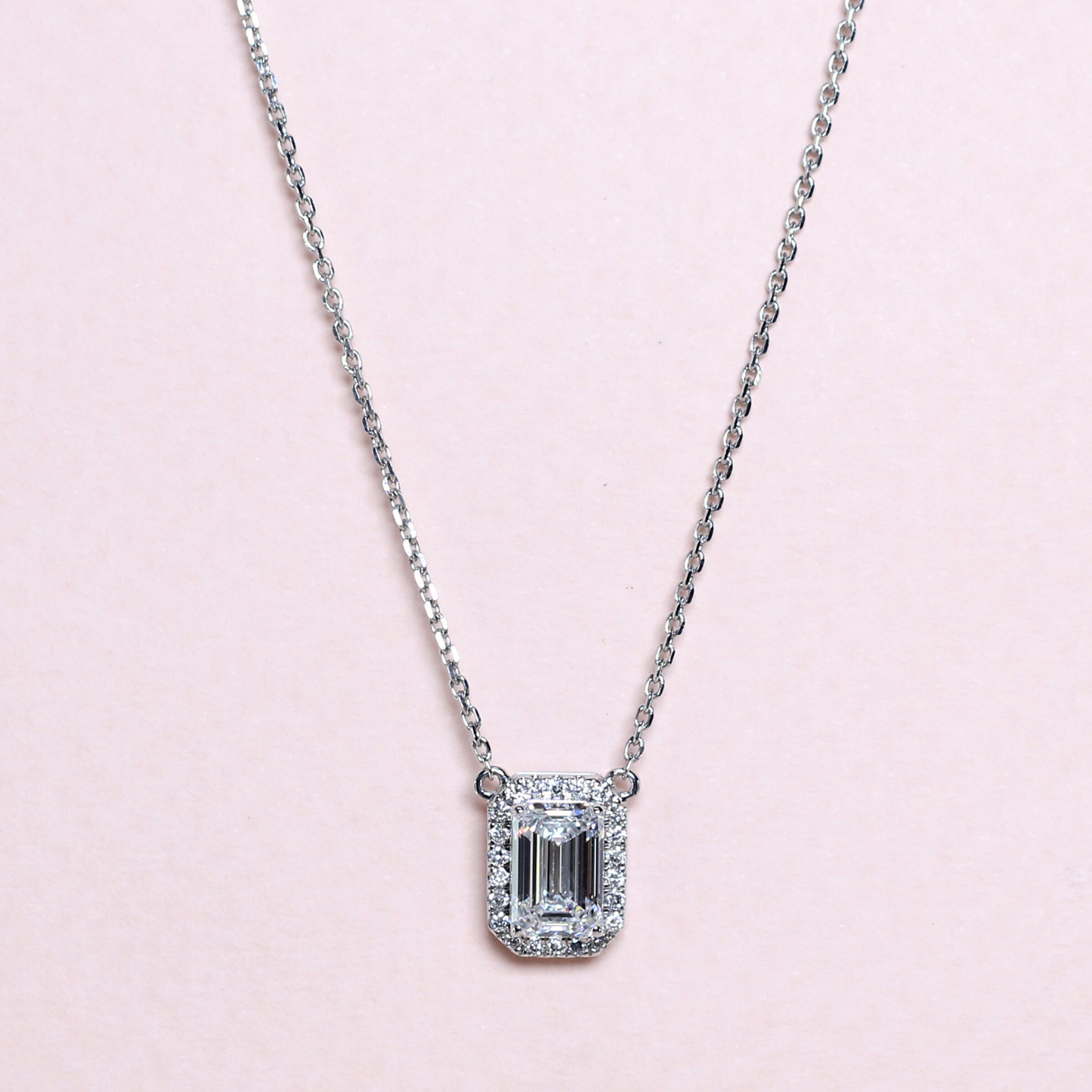 1.15cts Emerald cut Lab-grown necklace with halo