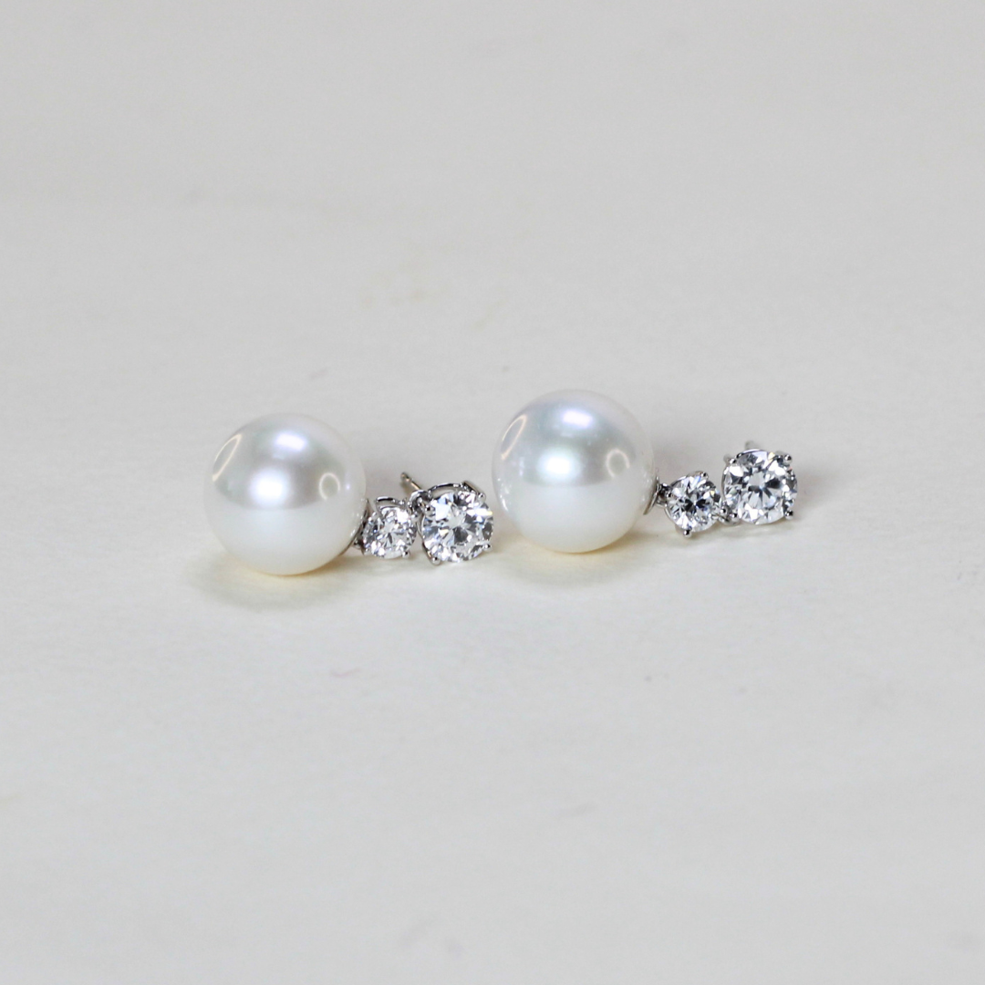 10mm Pearl with Round cut diamonds earrings