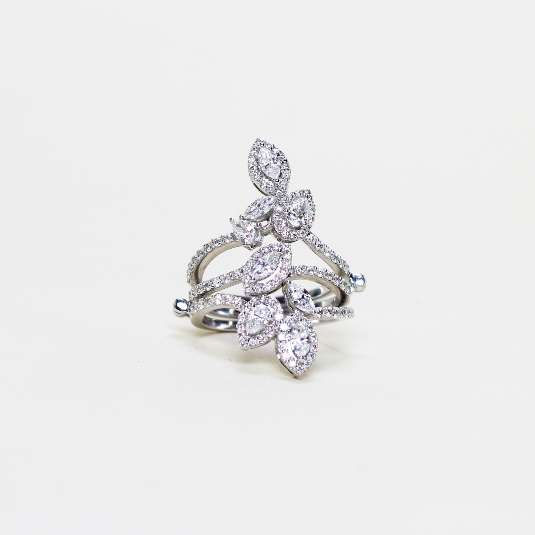 1.36cts 2-in-1 statement ring