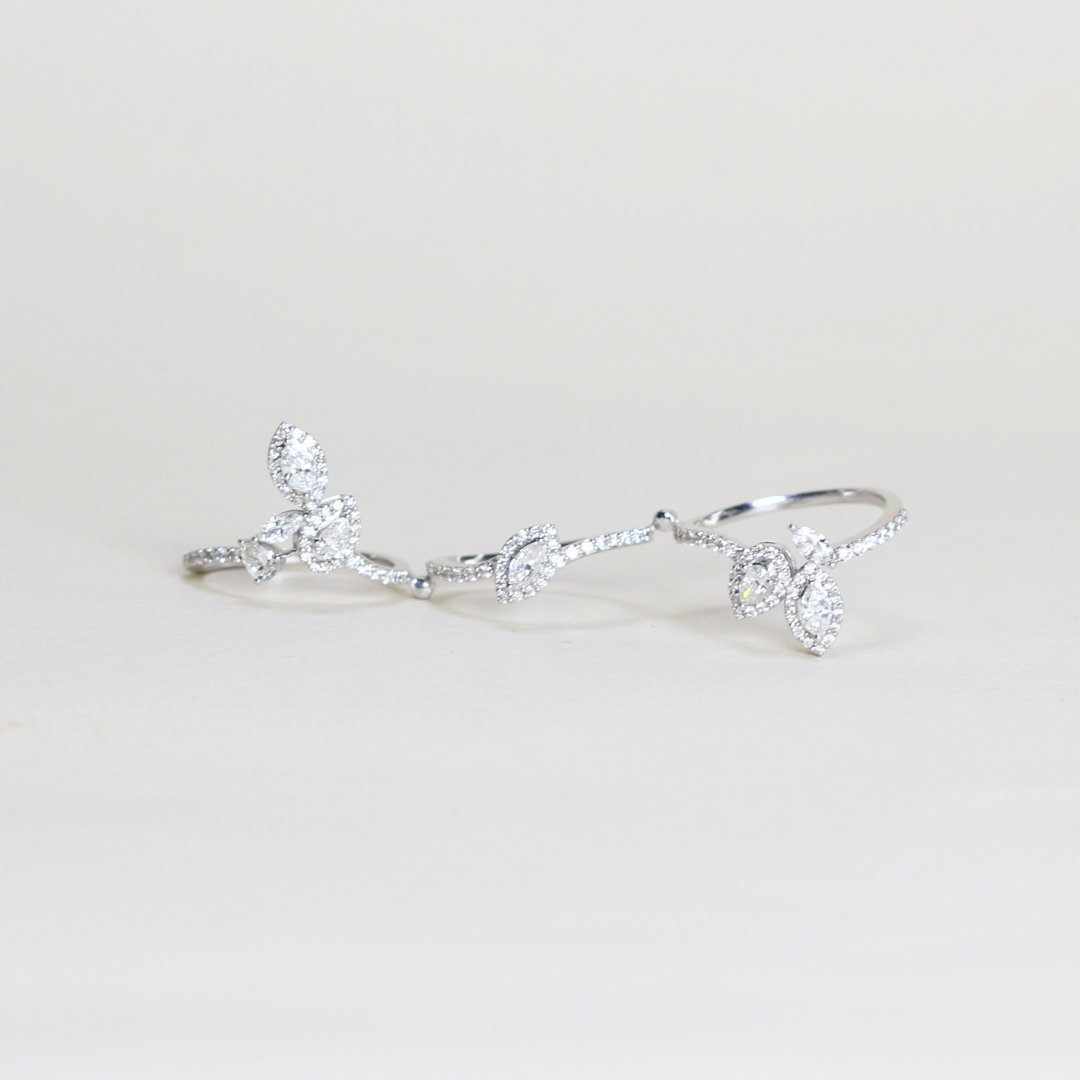 1.36cts 2-in-1 statement ring