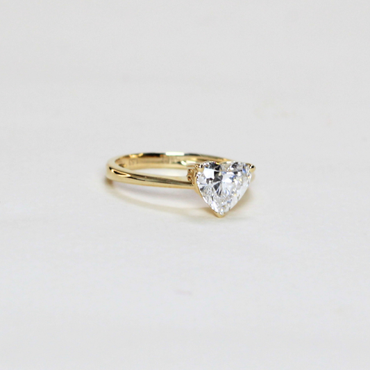 1.53cts Heart lab-grown ring