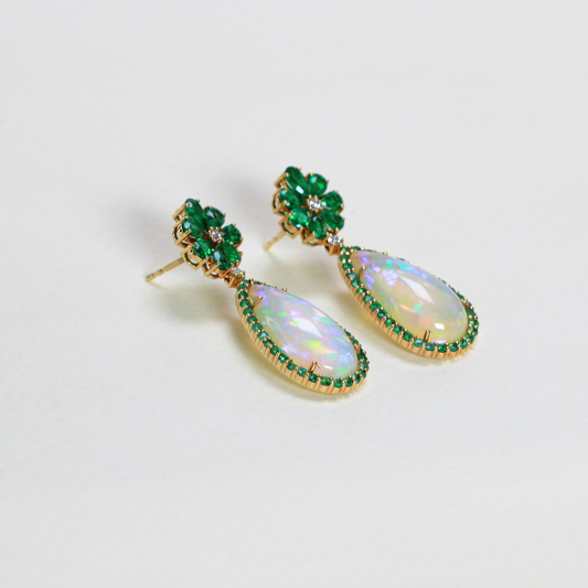 10.17cts Opal dangling