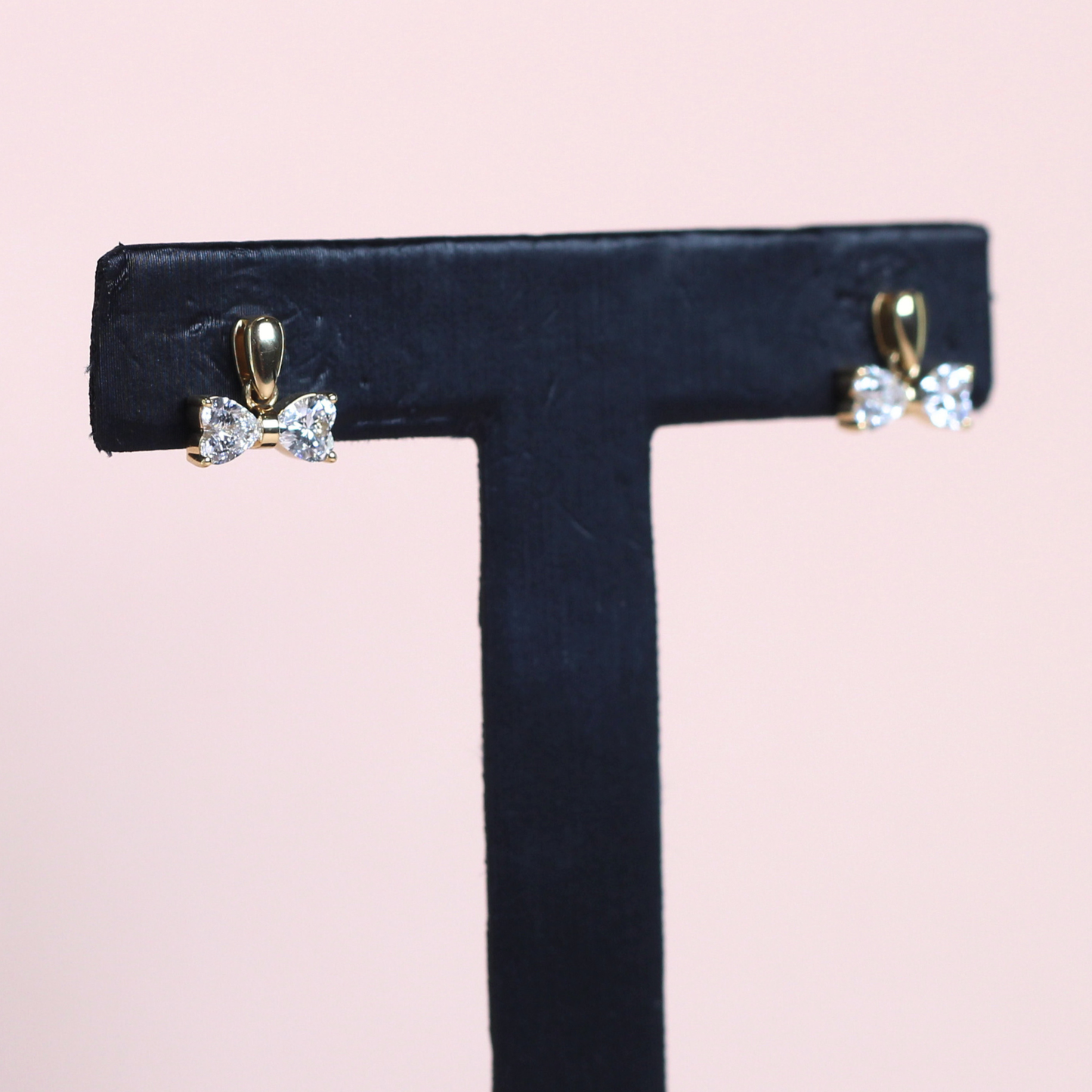 1.02cts Heart cut Lab-grown Bowtie earrings