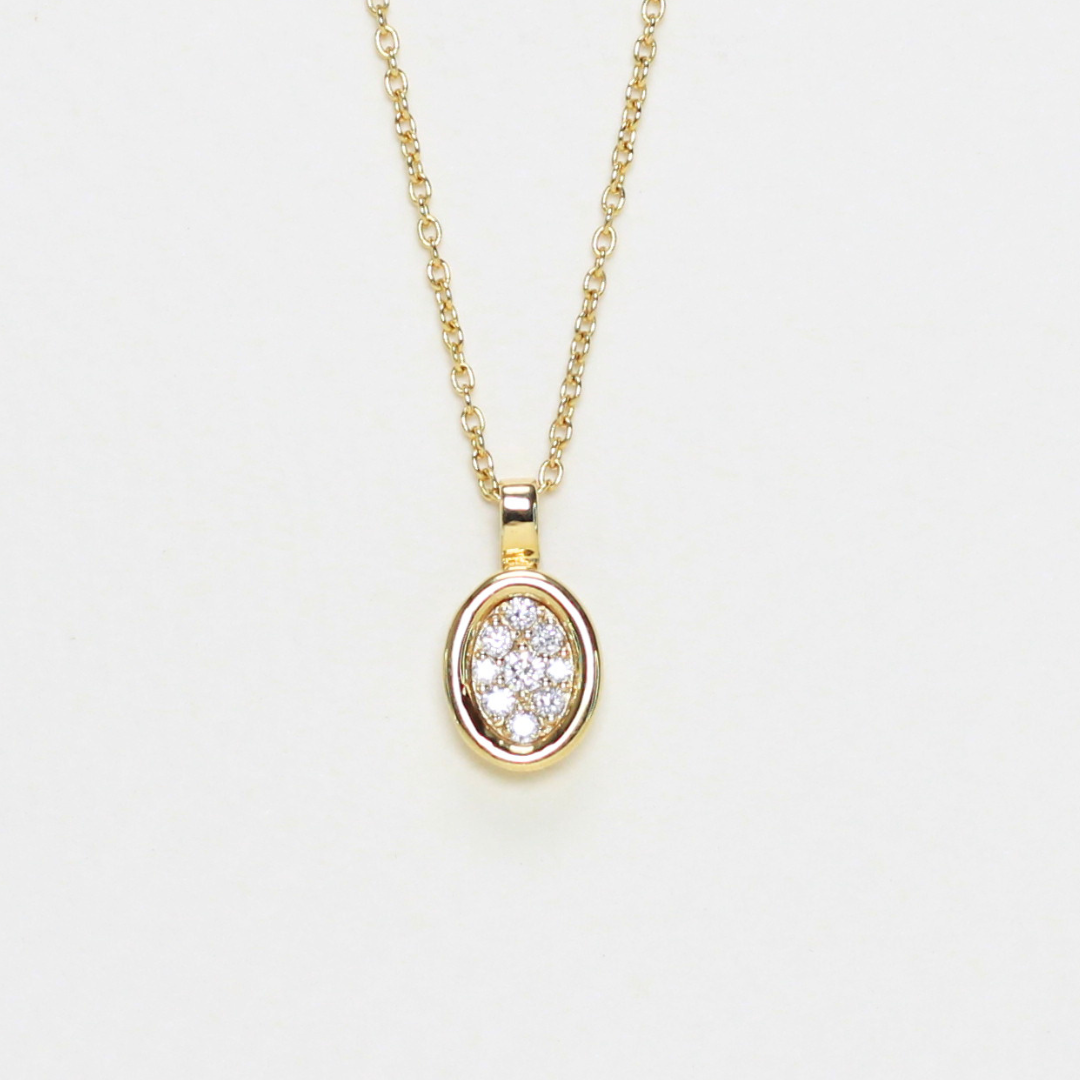 .14ct Oval cut bezeled necklace