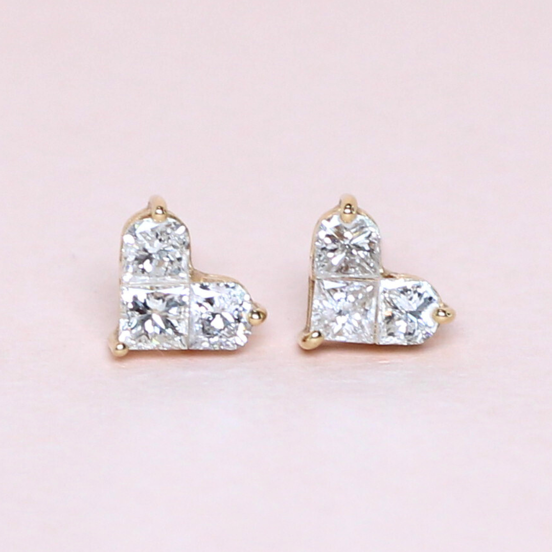 .91cts Heart illusion earrings