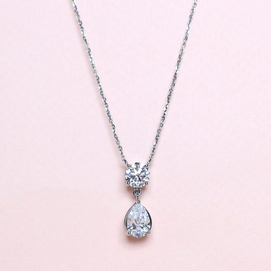 2.39ct Round and Pear cut Lab-grown necklace